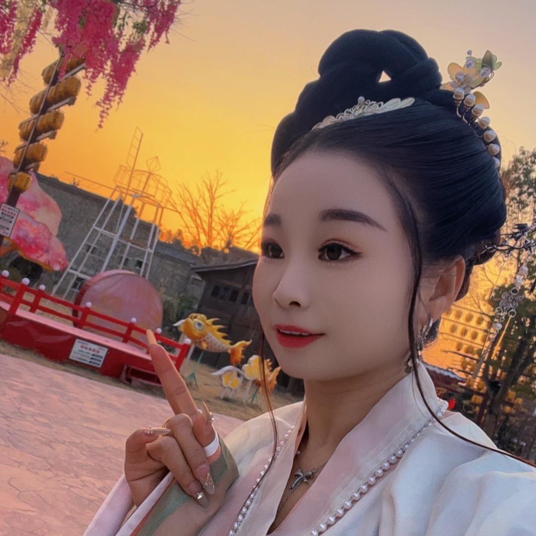 凤娃古寨—姣姣