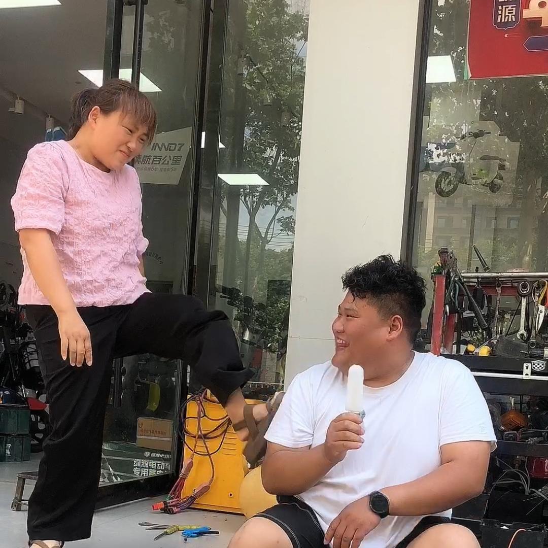 郭小胖夫妇