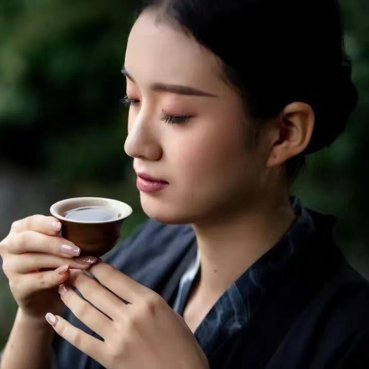 不懂的壳的手机壳
