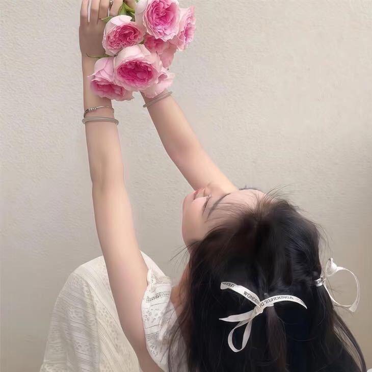 重生之努力搓指甲的小美👧