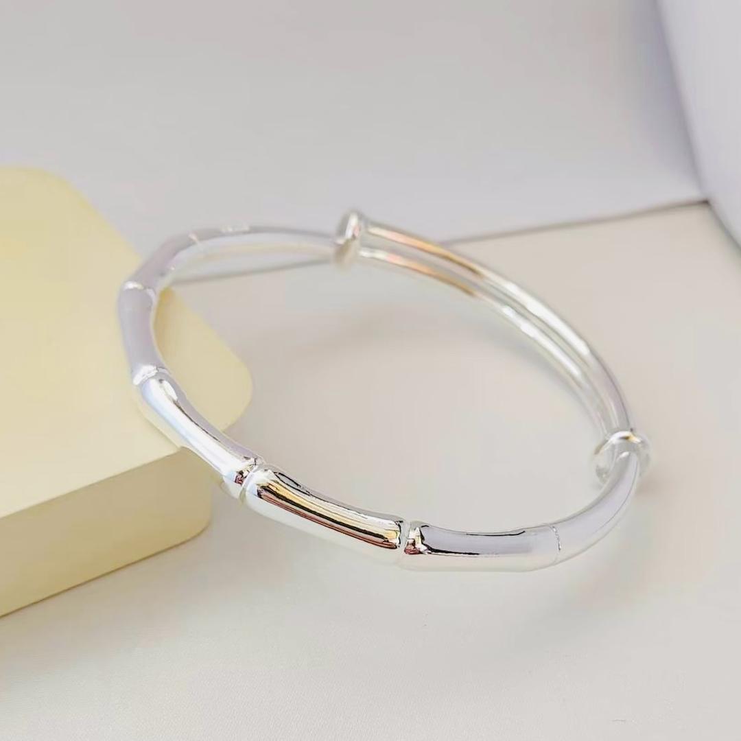 桐桐是自主创业的手艺银