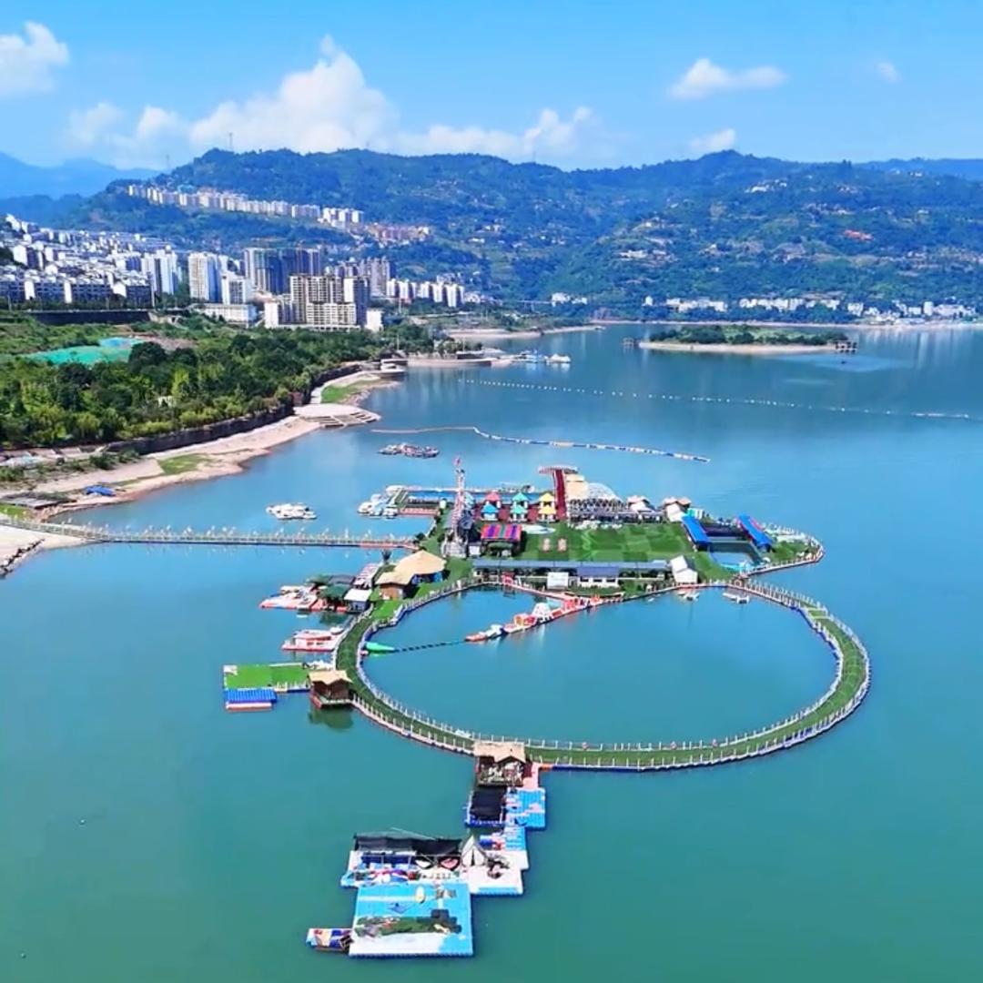 绥江龍樾府售楼部阿宝