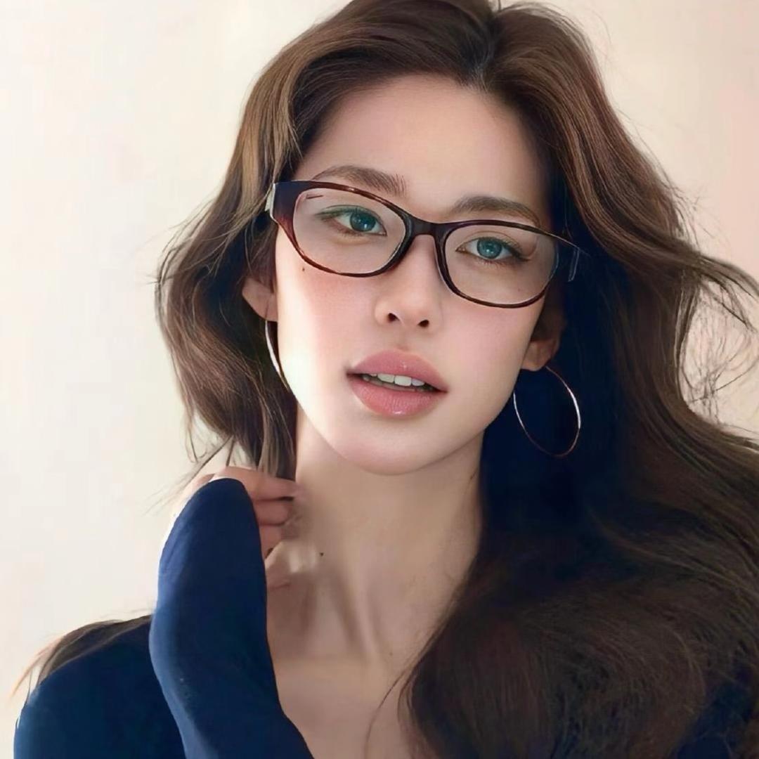 张露文