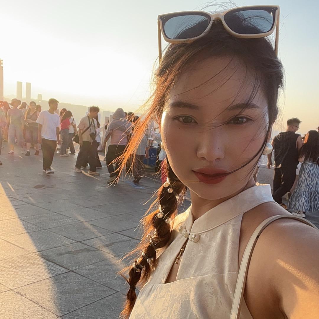 小青蛙（辣紫依)山歌团队