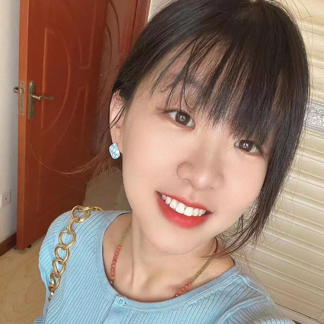 小蕾假装在东京