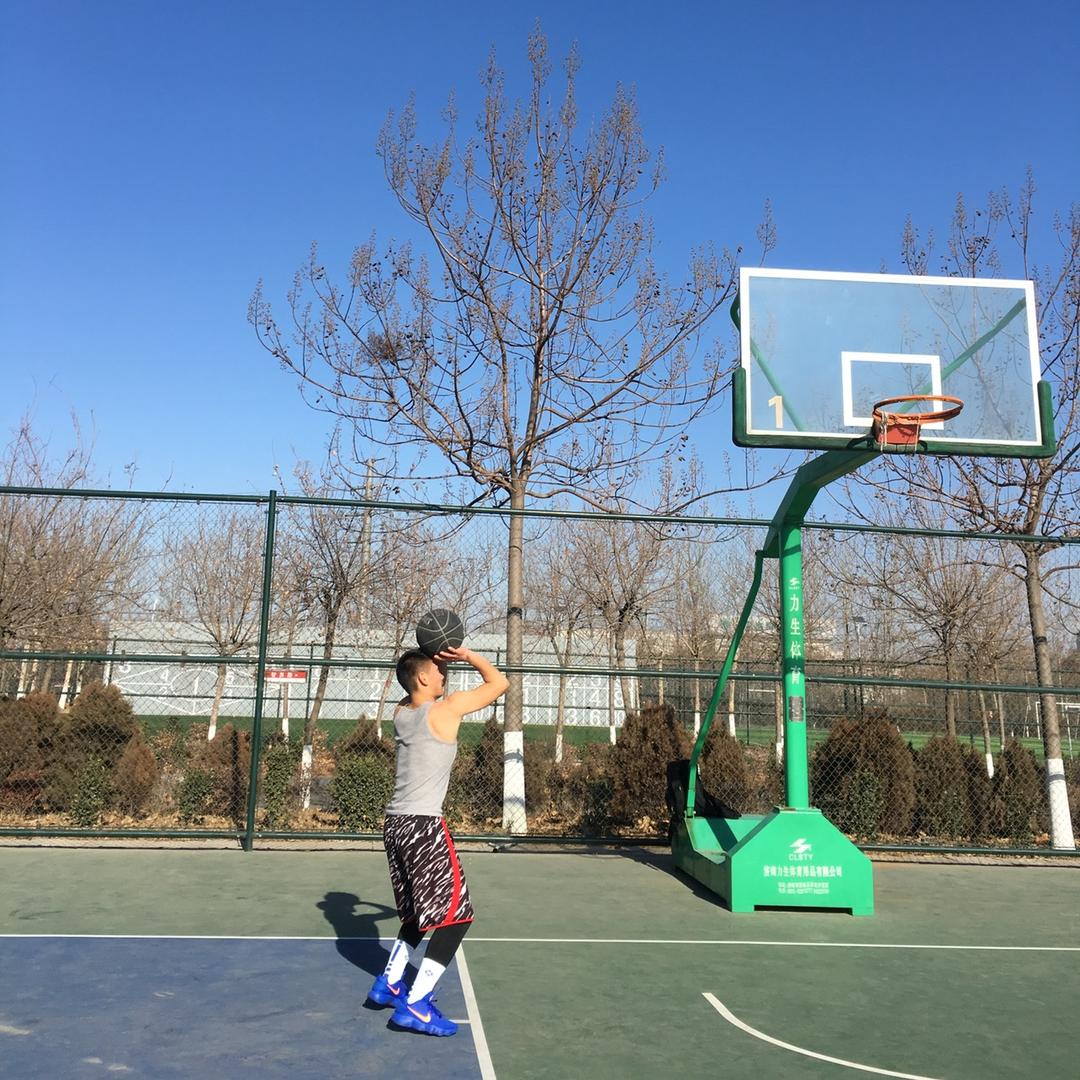 金宝篮球教学
