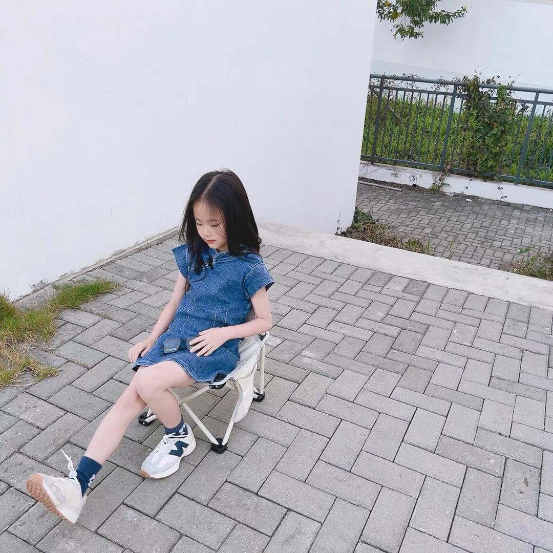 多歌娃童装穿搭