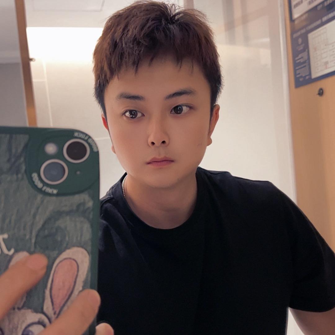 郑景仁👑超泓仔