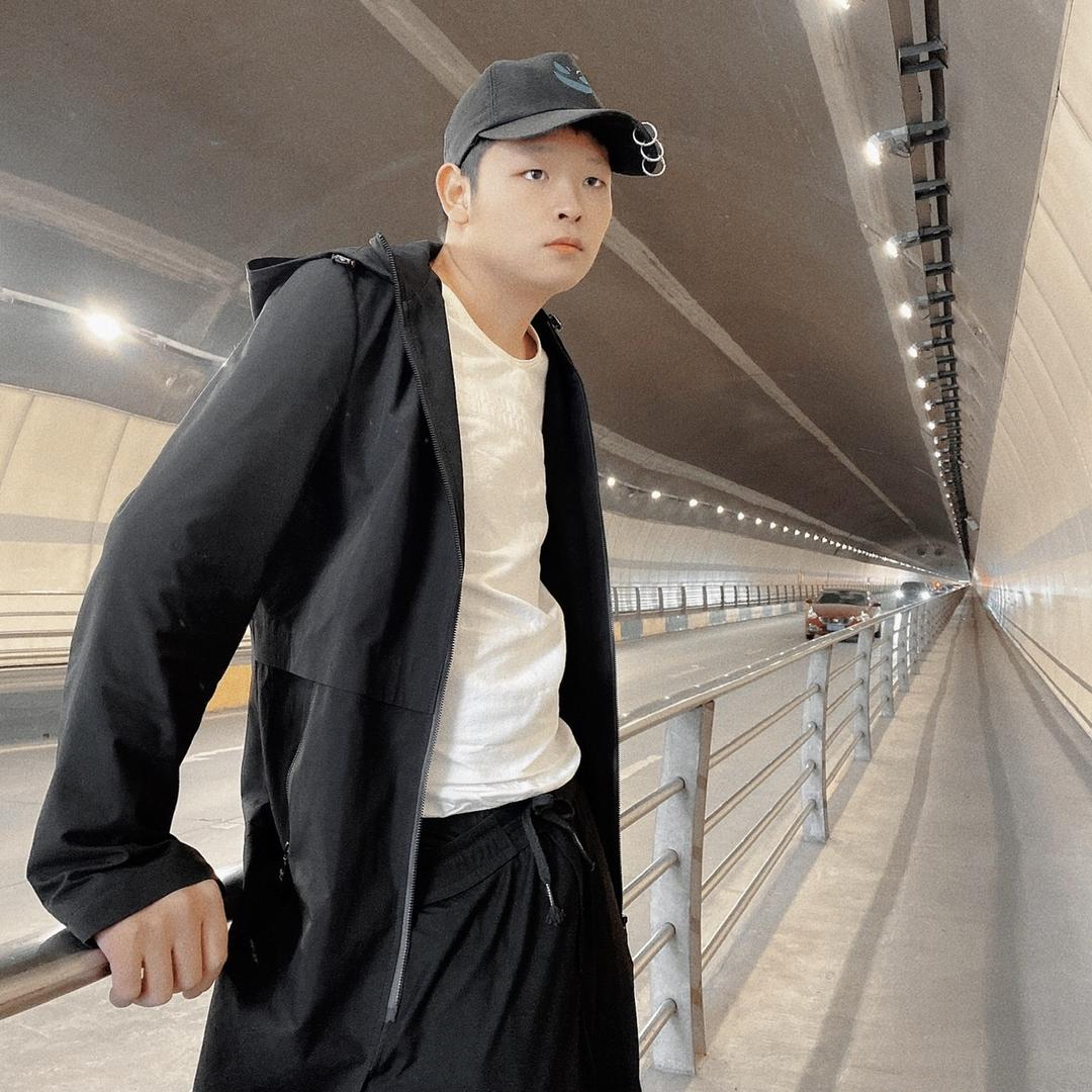 ￴￴￴￴九曳￴￴￴￴