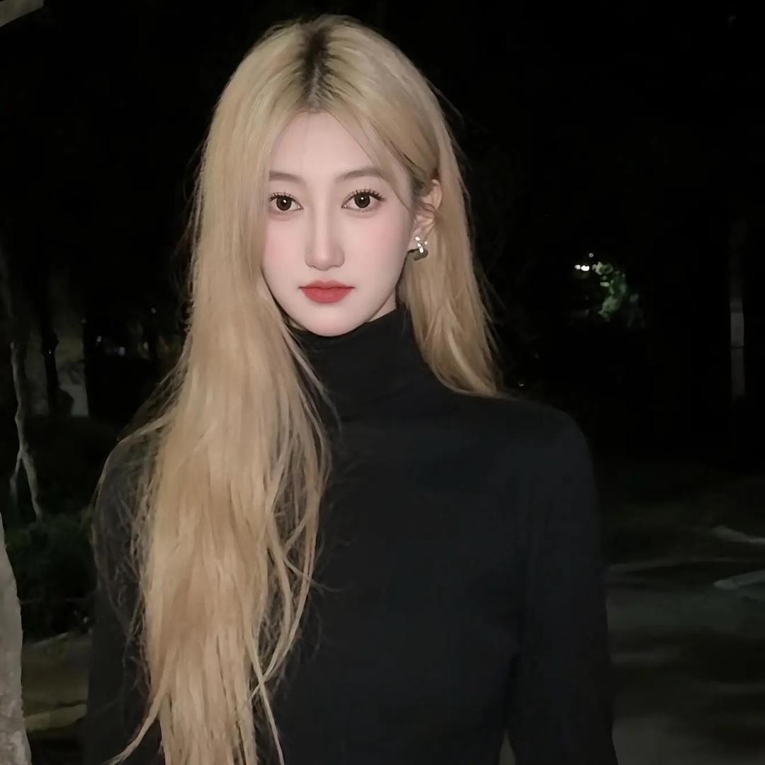 阿佳