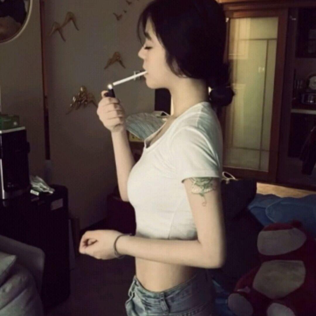 重生后拿利群烫前男友痔疮