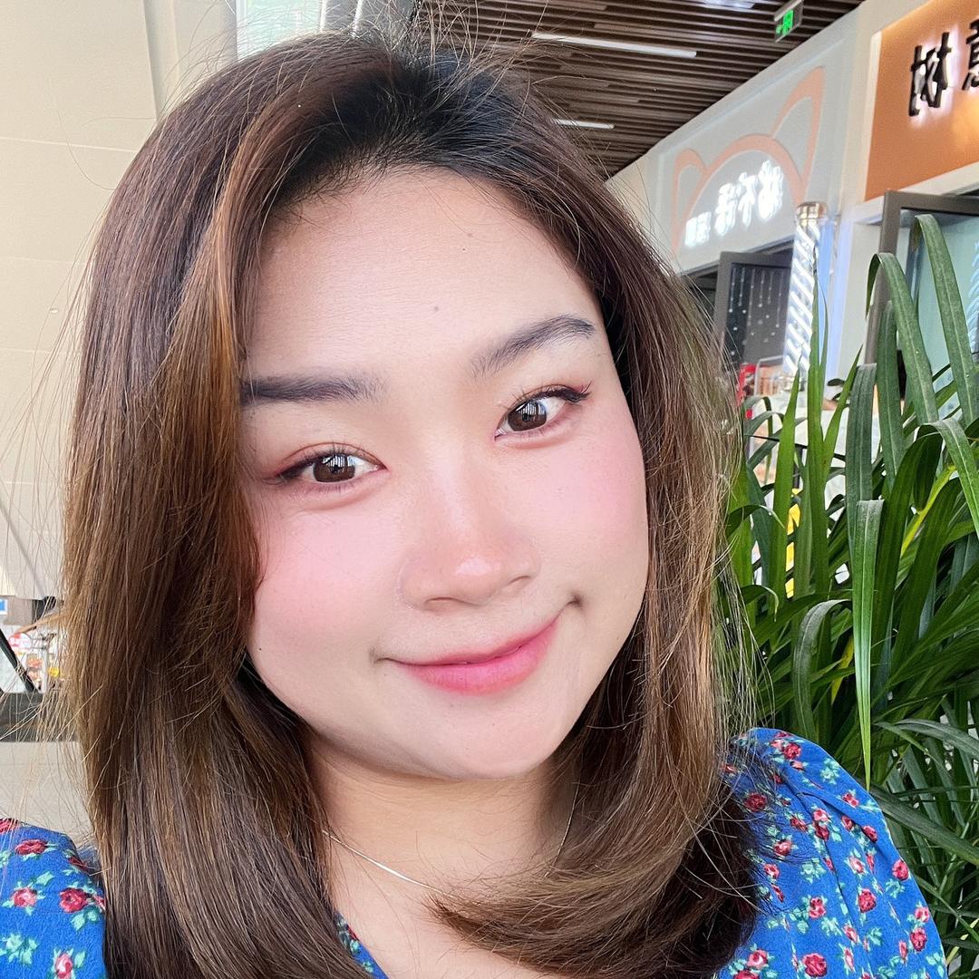 笑笑微胖吃喝玩乐