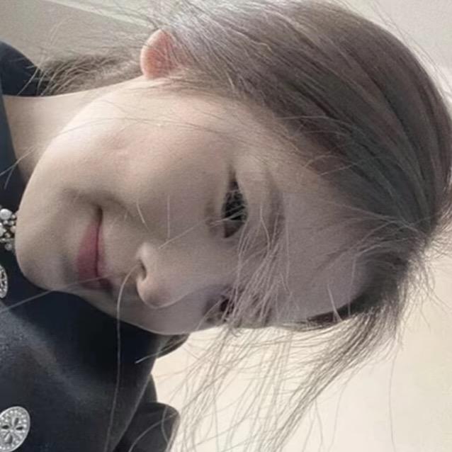 小妞.