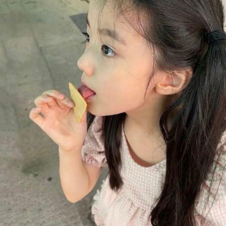 小崽ovo🍌(香蕉拿拿)