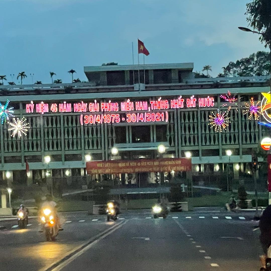 抖 飞