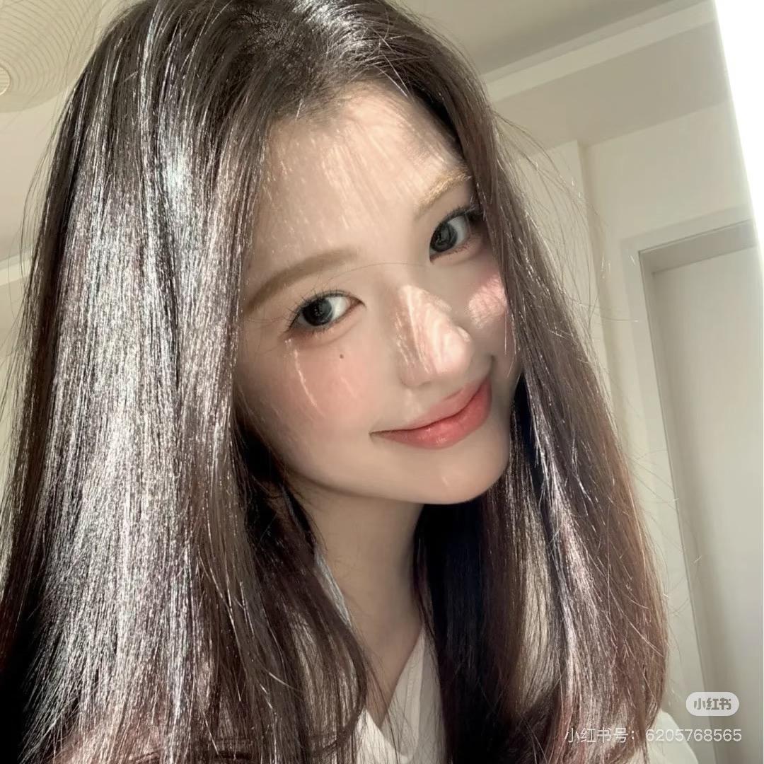 小王多多长头发