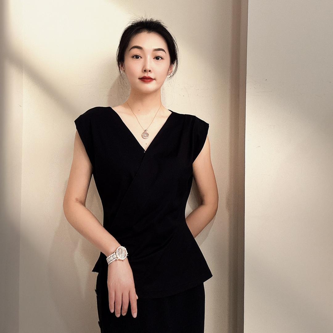 宝莱国际女装