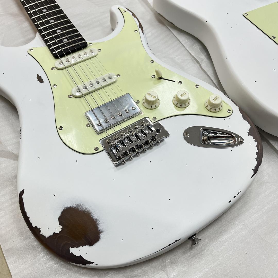 机器猫弹电吉他🎸