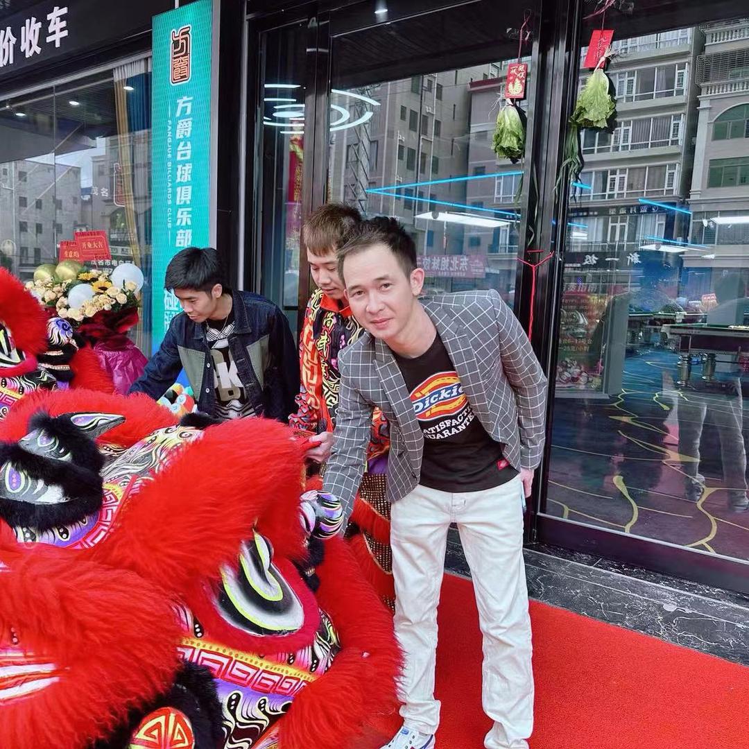 方爵台球俱乐部🎱