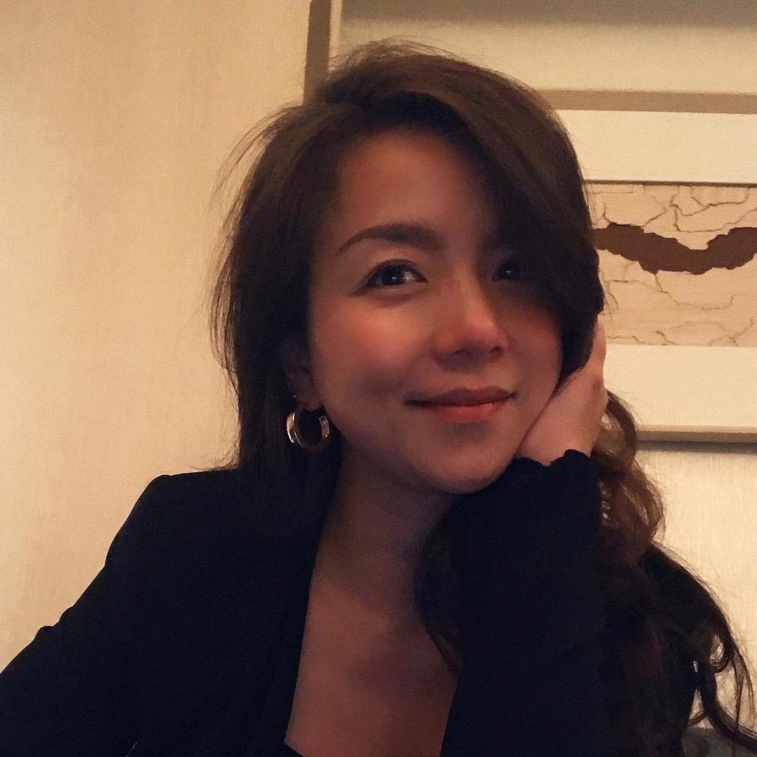 莫念卡是笃悠悠