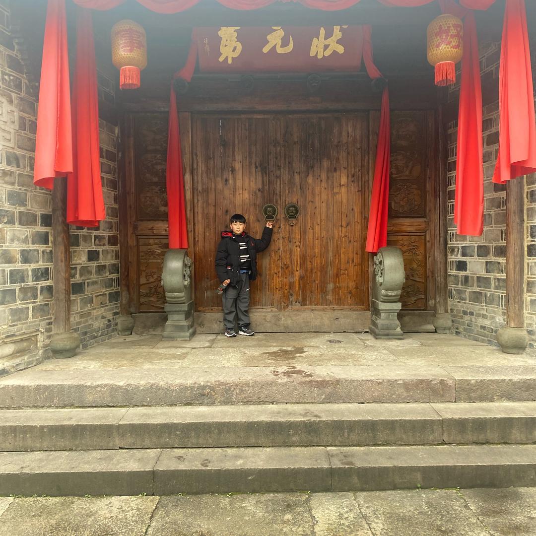 骑着乌龟逛华地