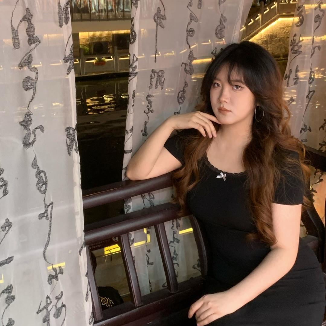 糕冷小婷🍬