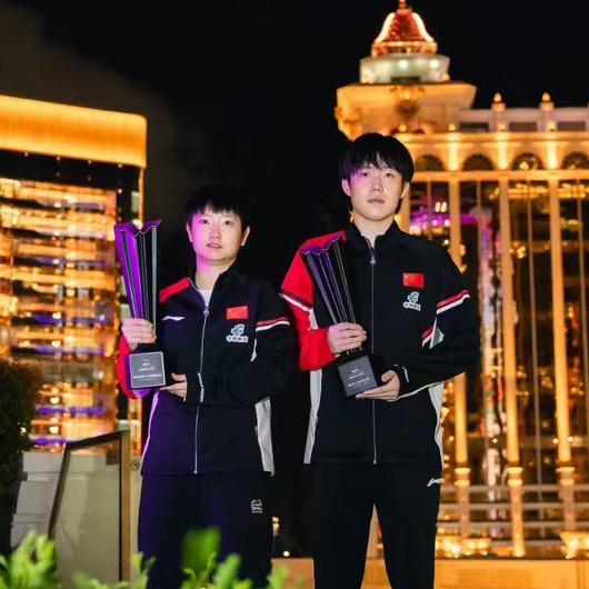 小白爱乒乓