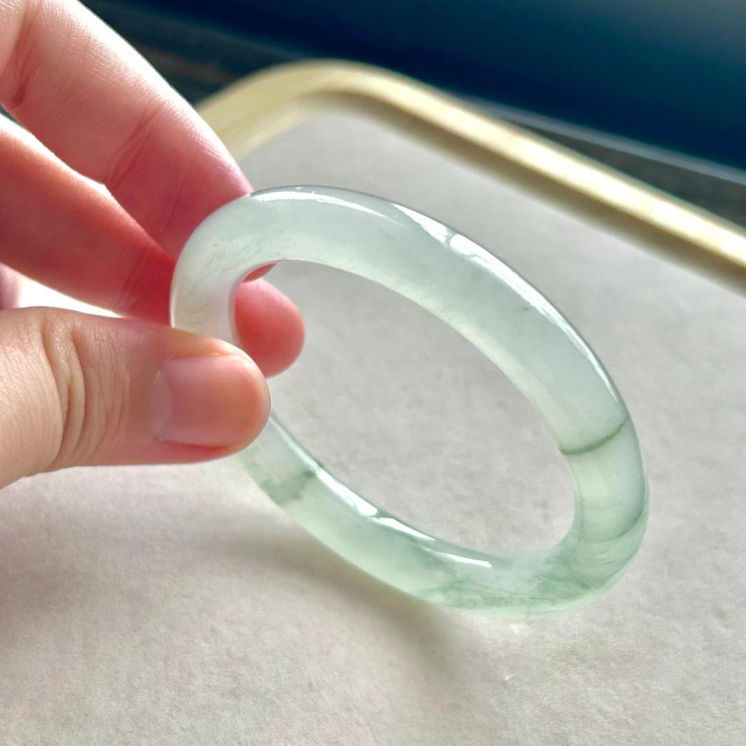 七灵阁·玉