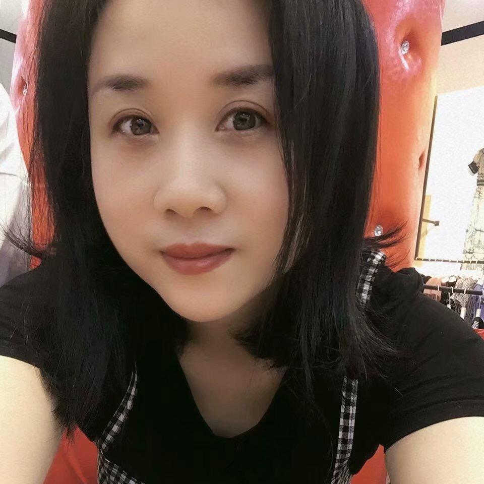 浦城姐妹秀生活馆芳芳