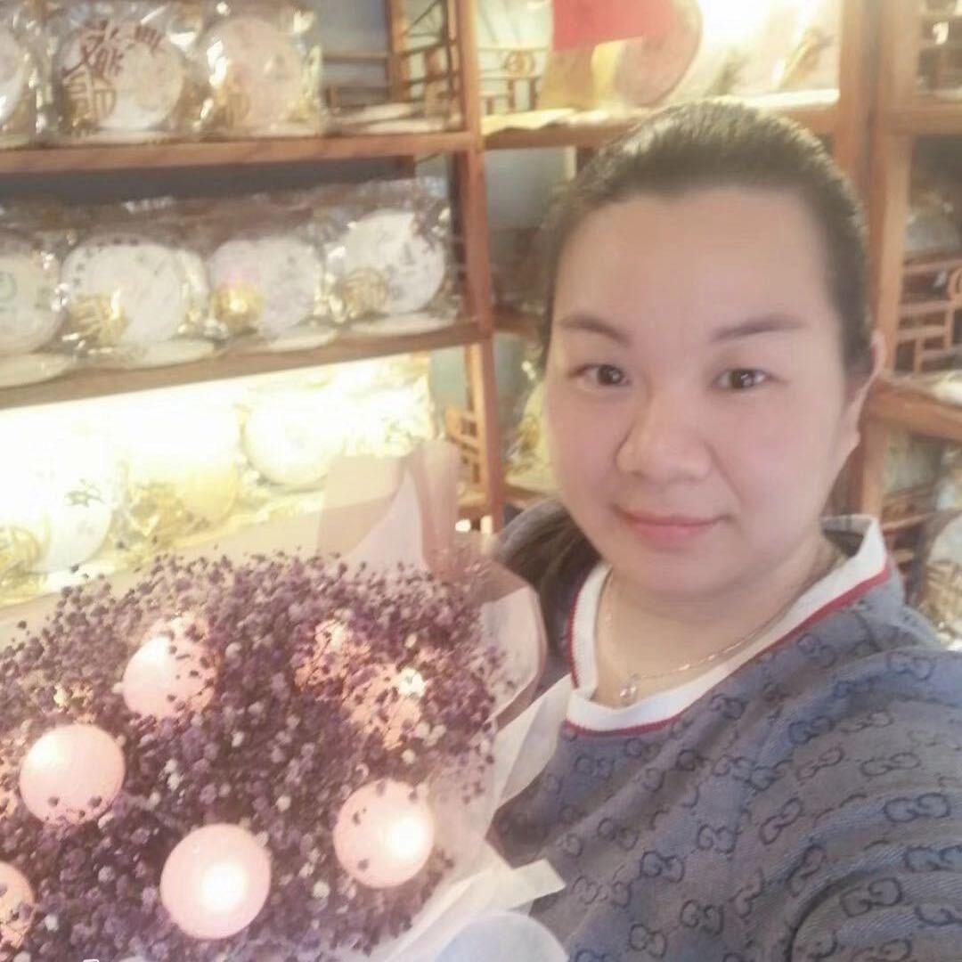 唯红🌹开始逆袭