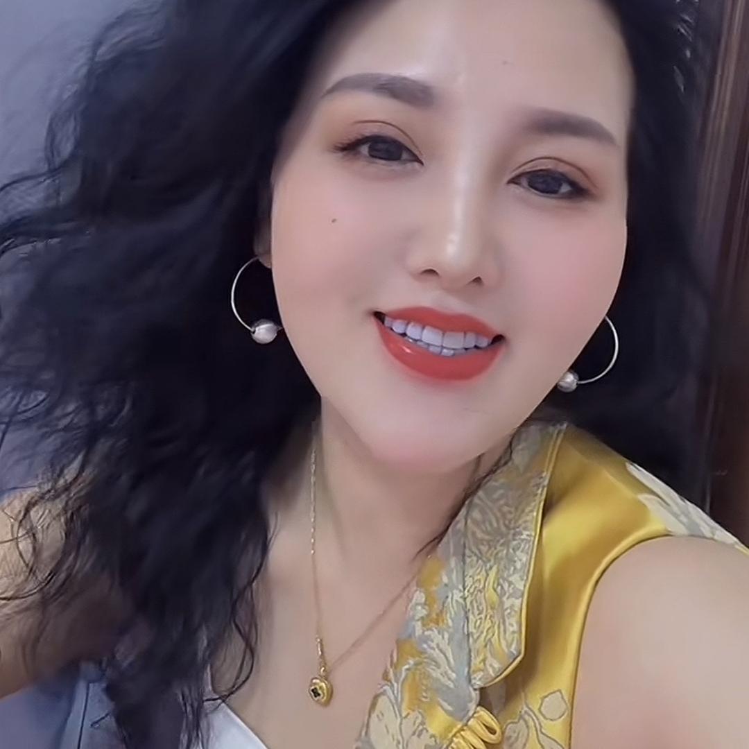 左右吖