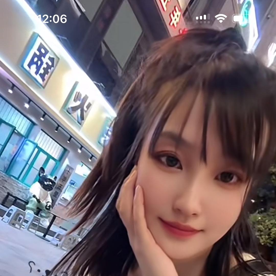 爱西西童装