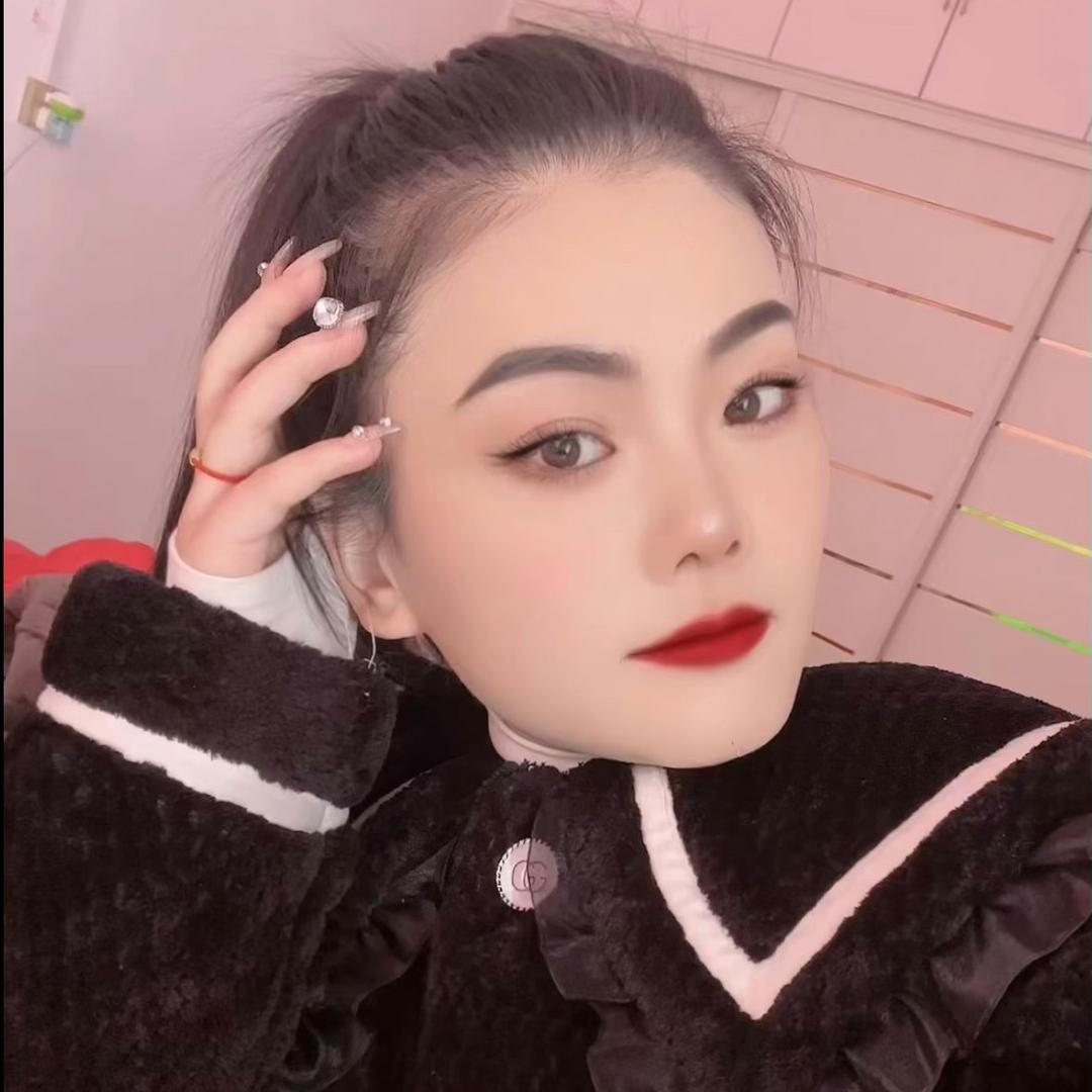 芳芳吖