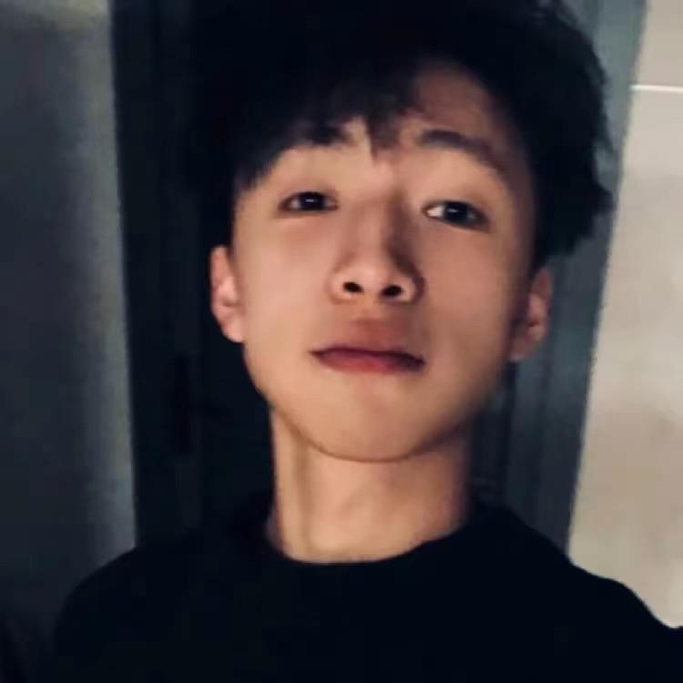 阳七🏸
