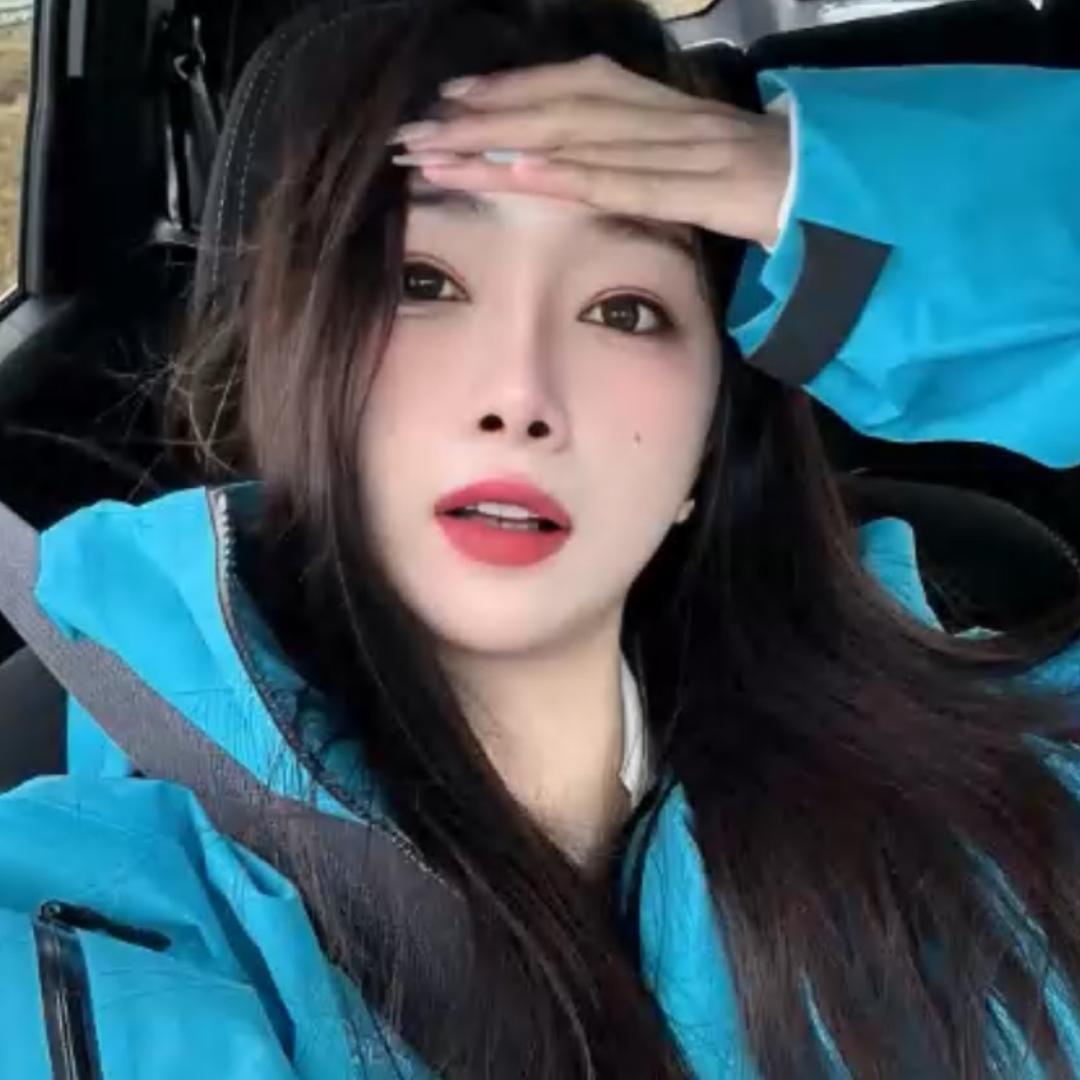 李小万