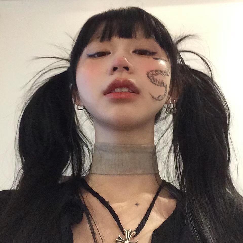 比比-