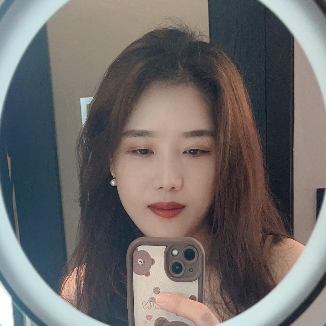 Weiwei A
