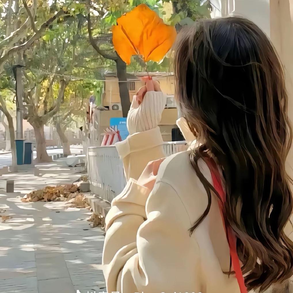 在武山做眉毛的苗苗