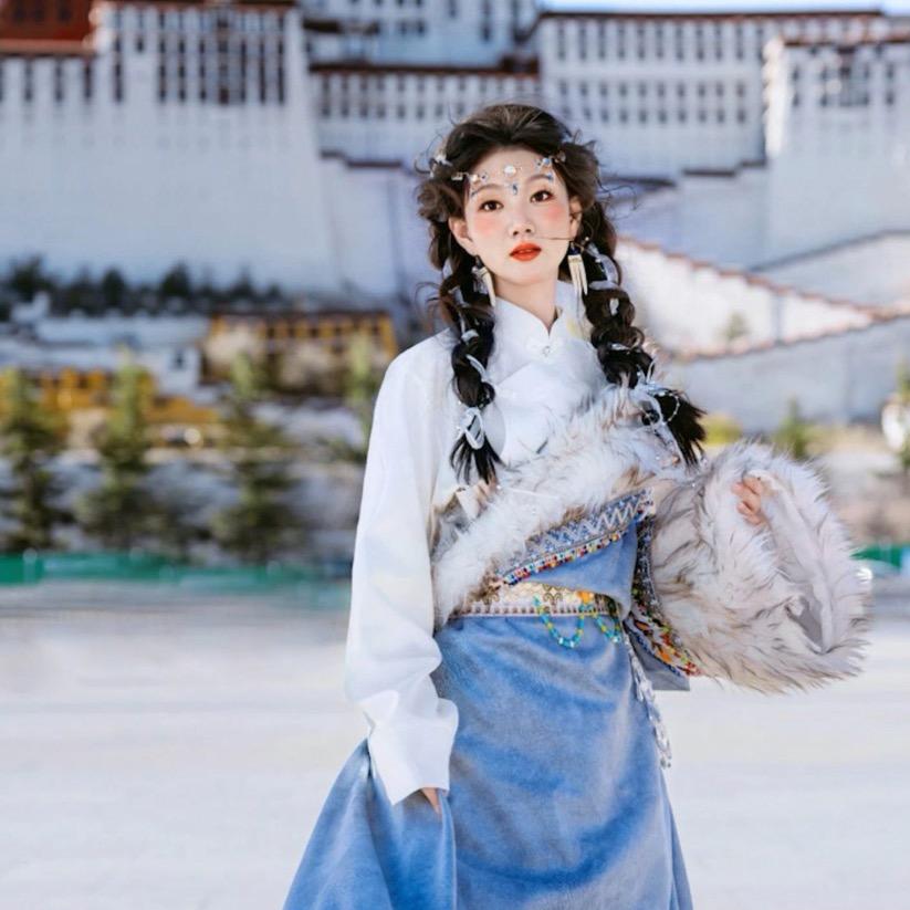 蔡小琴呀