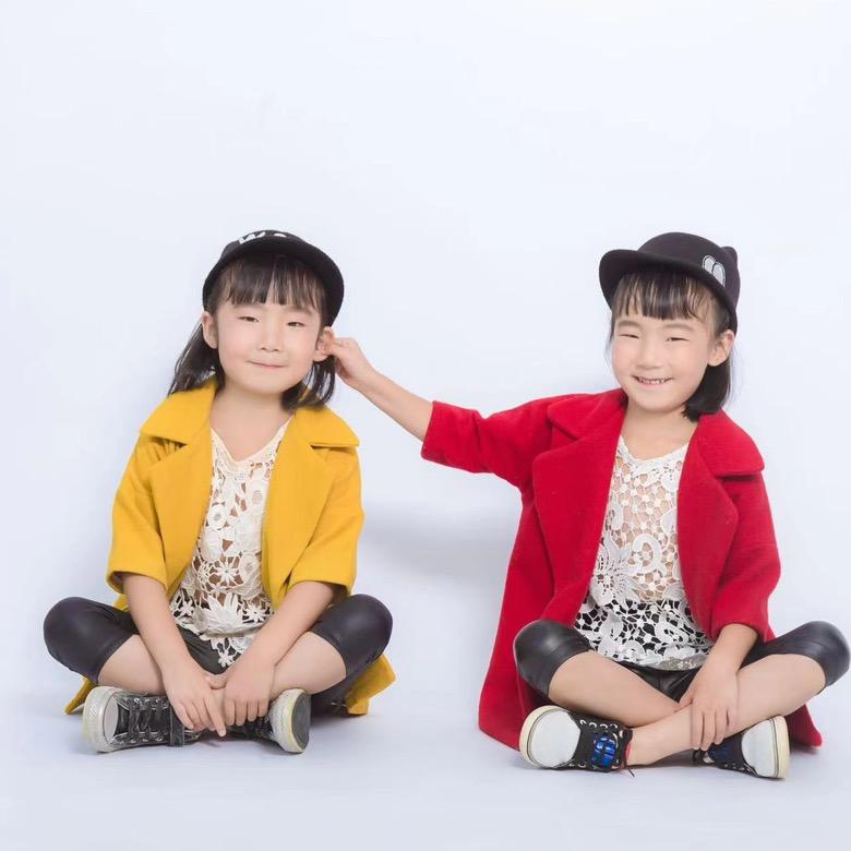 双胞胎好吃喝