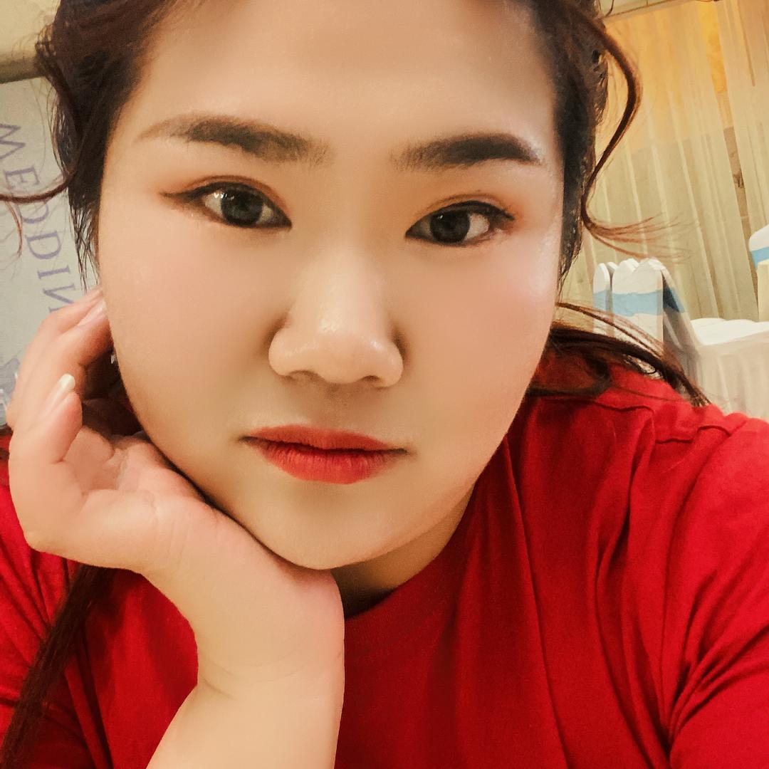 伊丽雪颜三甲店巧儿