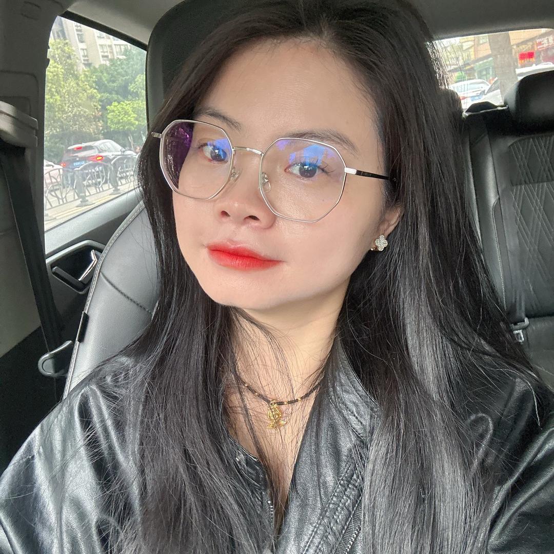 卖房子的炭烤小肥·杨