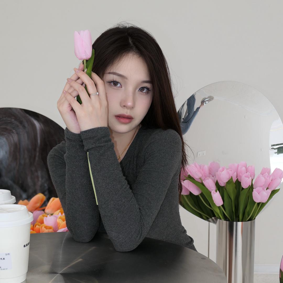 诗诗（假发进化版）