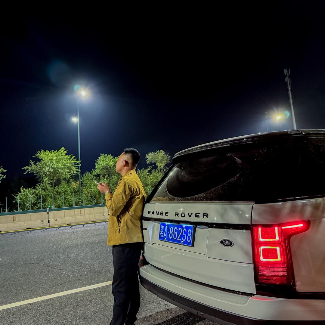 李先生＆