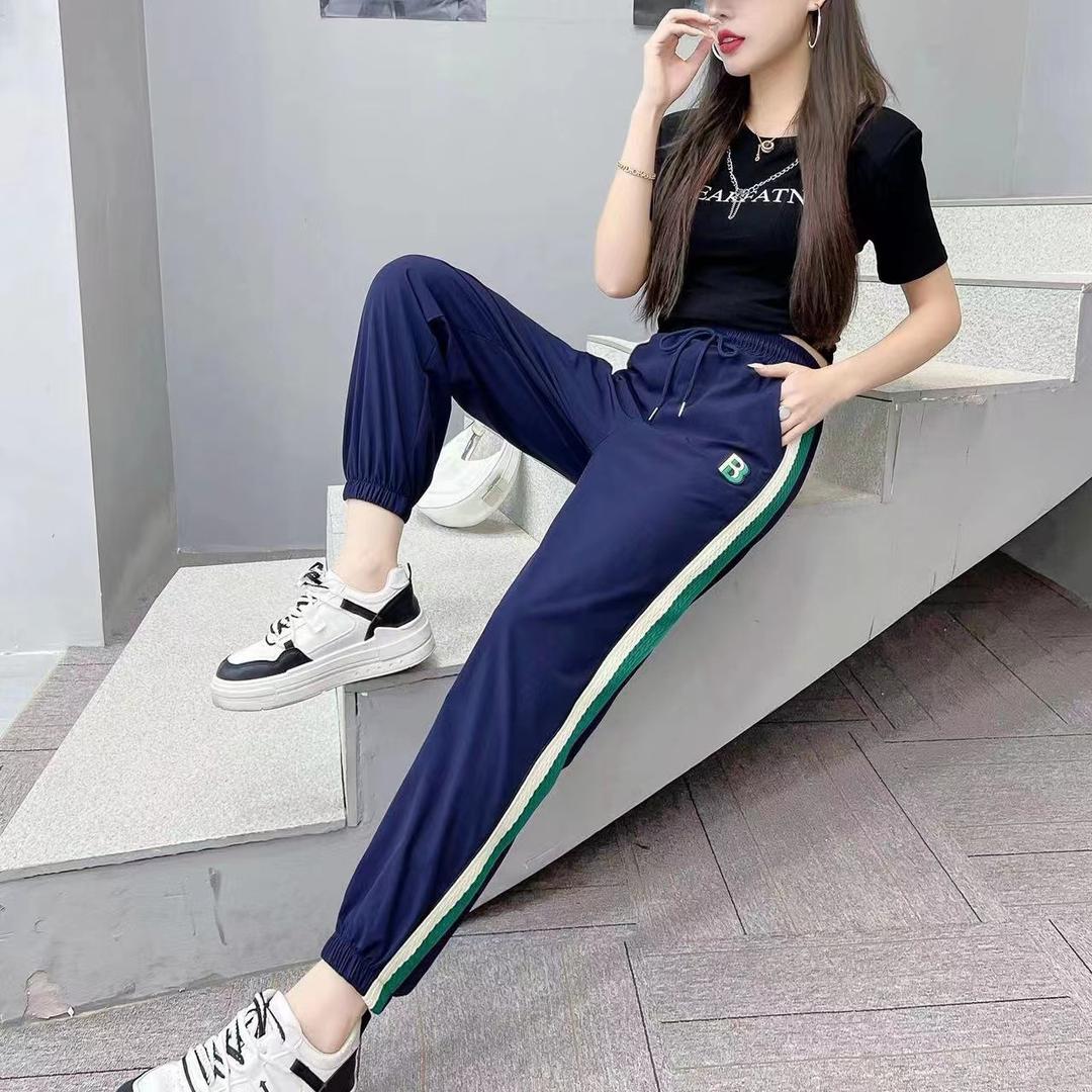美安女装工厂店