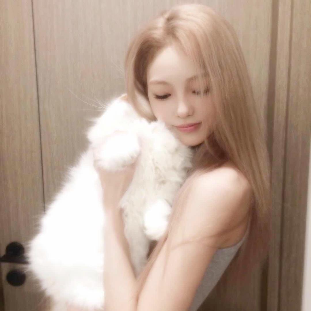vivian