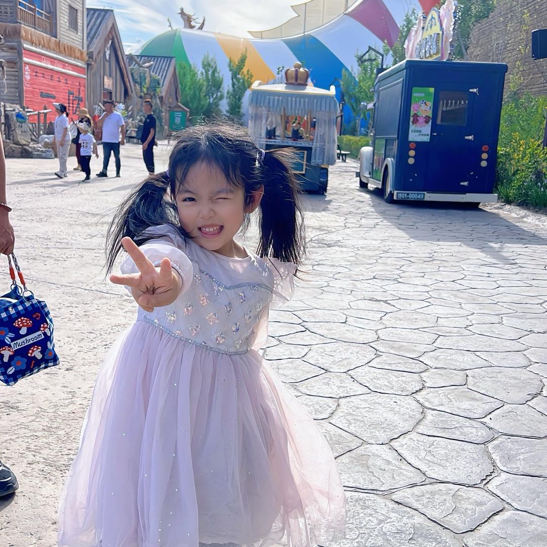 🥇是草莓吖🍓