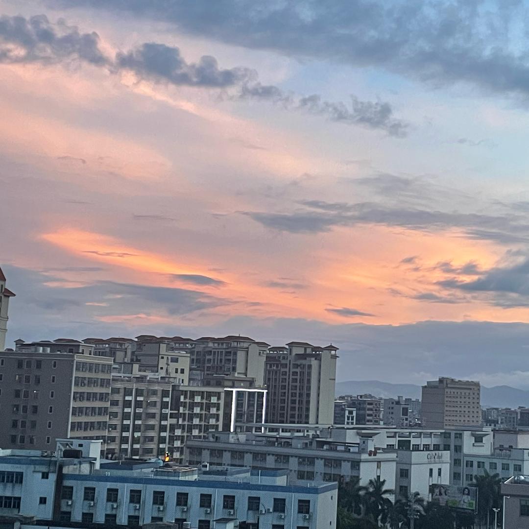 情资内衣工厂店