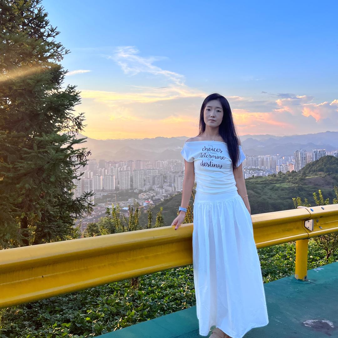 小何美女💁‍♀️