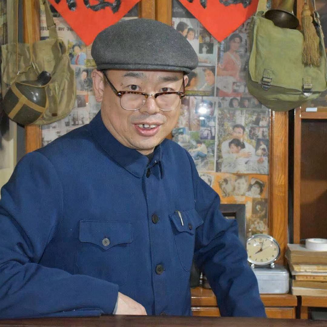 四愣《幸福生活》